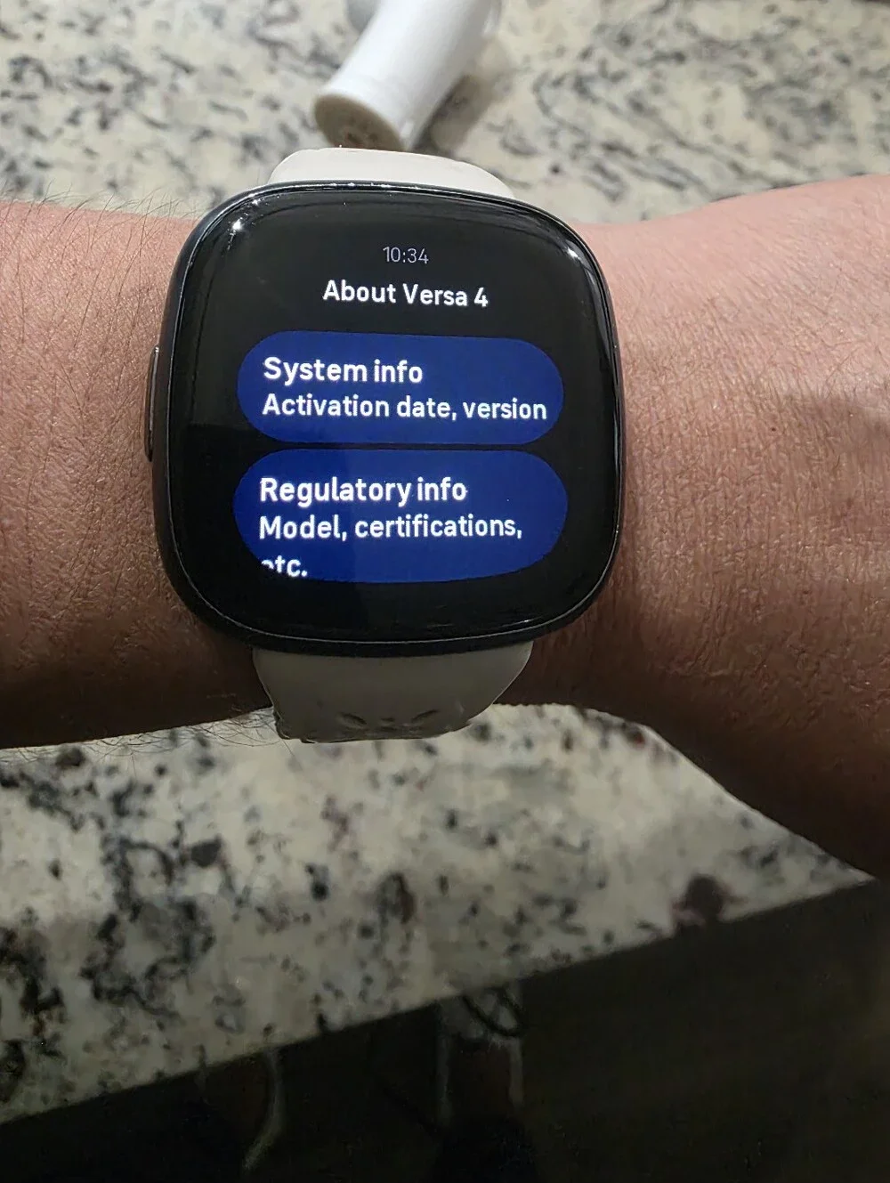 Fitbit Versa 4 Smartwatch & Silicone Band Bundle